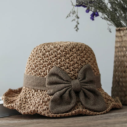 Straw Hat with Retro Bow – Foldable & Breathable for Summer