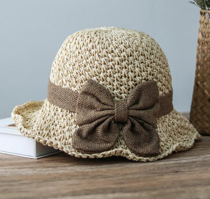 Straw Hat with Retro Bow – Foldable & Breathable for Summer